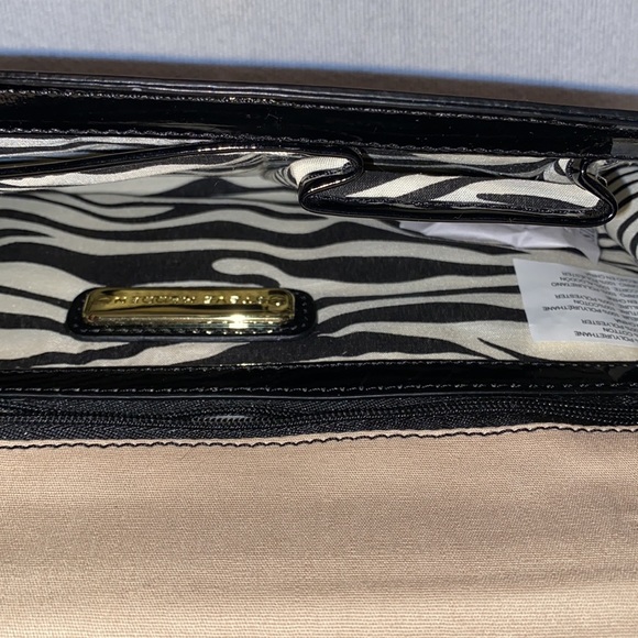 Steve Madden women’s black and gold shoulder bag - Picture 6 of 10